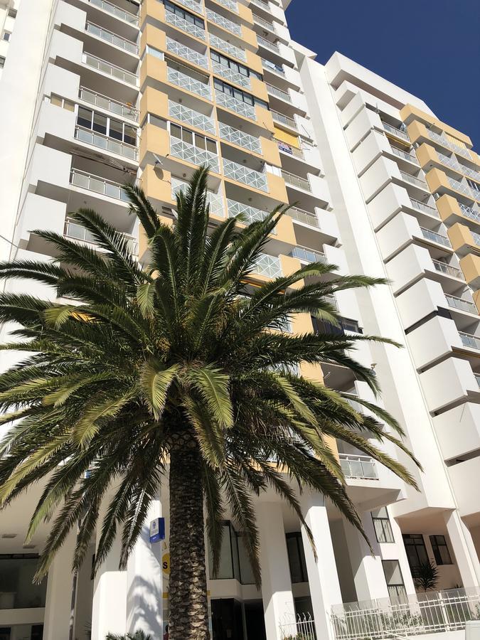 Apartamento Torre Iberius * Armação de Pêra